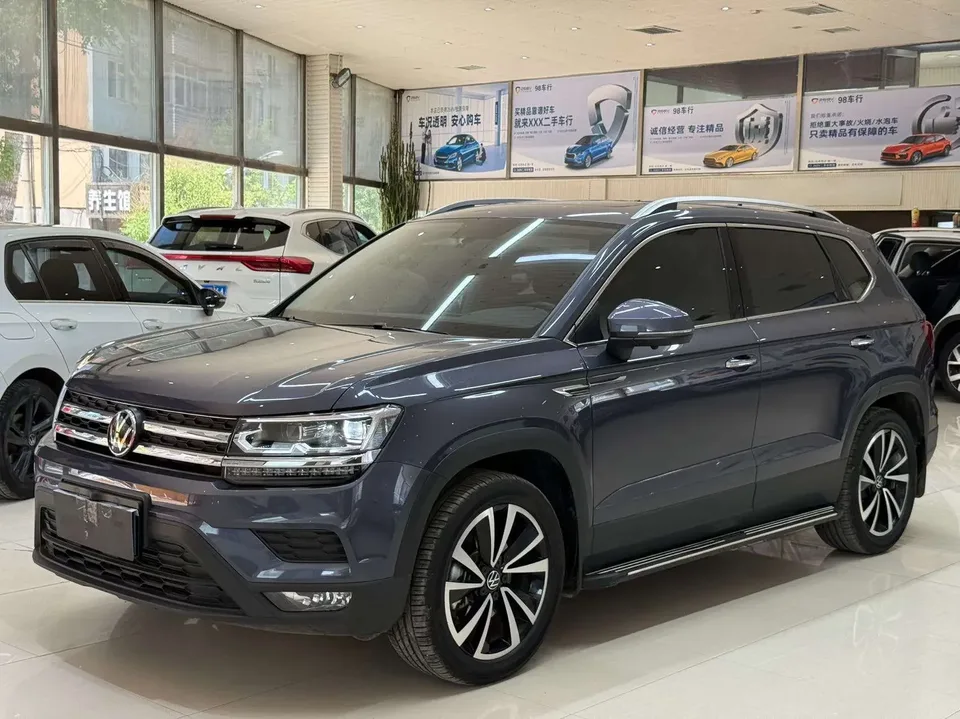 Volkswagen Tharu tuyue 2021 280TSI 2WD Luxury Edition PLUS 2022 — photo 1, buy with delivery to Moscow