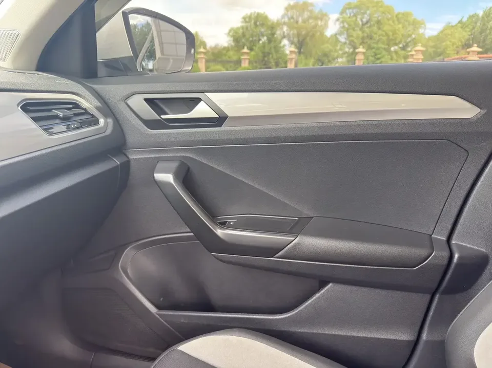Volkswagen T-Roc TANG 2022 280TSI DSG 2WD Elite PLUS 2022 — thumbnail 3