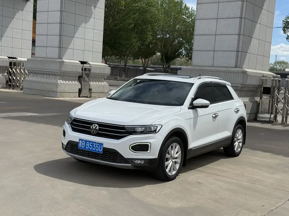 Volkswagen T-Roc TANG 2022 280TSI DSG 2WD Elite PLUS 2022 — photo 1, buy with delivery to Moscow