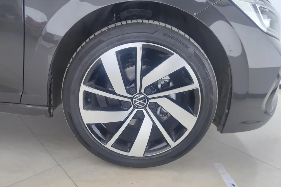 Volkswagen Sagitar Sagitar 2025 300TSI DSG Beyond Edition 2024 — thumbnail 3