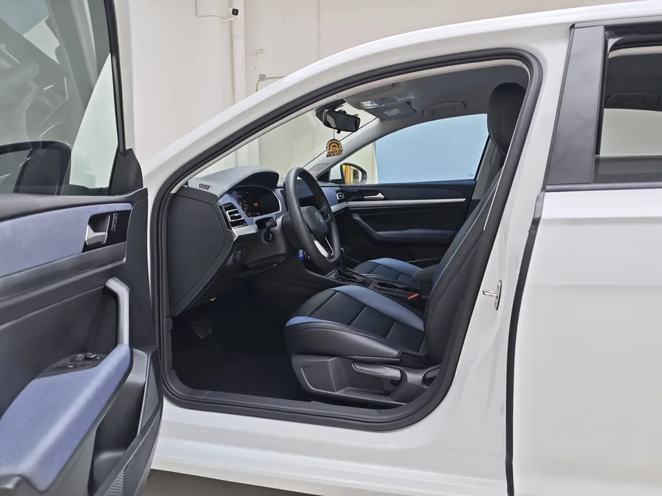 Volkswagen Lavida Lavida 2024 1.5L Automatic Deyi Edition 2024 — thumbnail 5