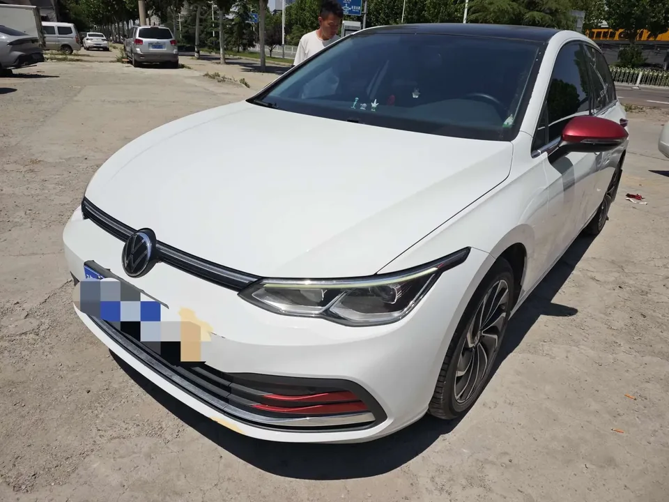 Volkswagen Golf golf 2021 280TSI DSG Pro 2022 — photo 1, buy with delivery to Moscow