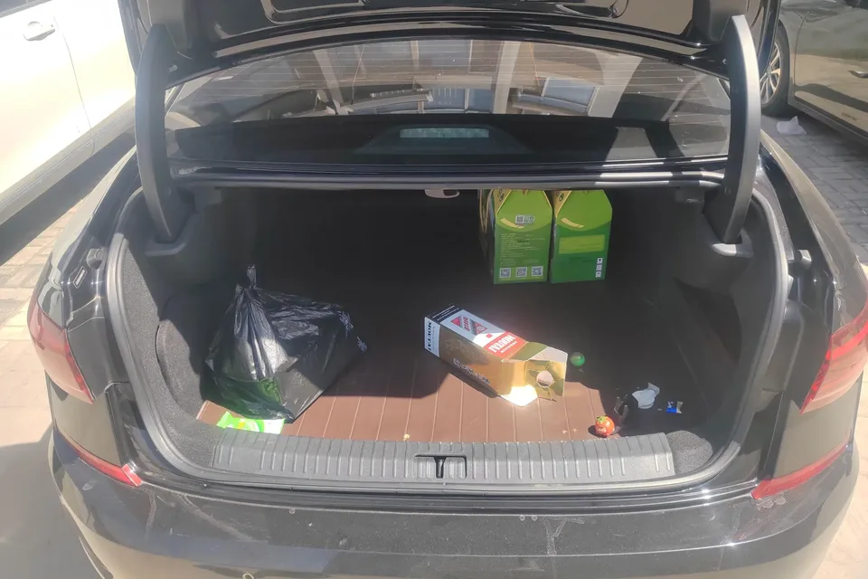 Volkswagen Passat PHEV Passat PHEV 2022 430PHEV Hybrid Luxury Edition 2022 — thumbnail 5
