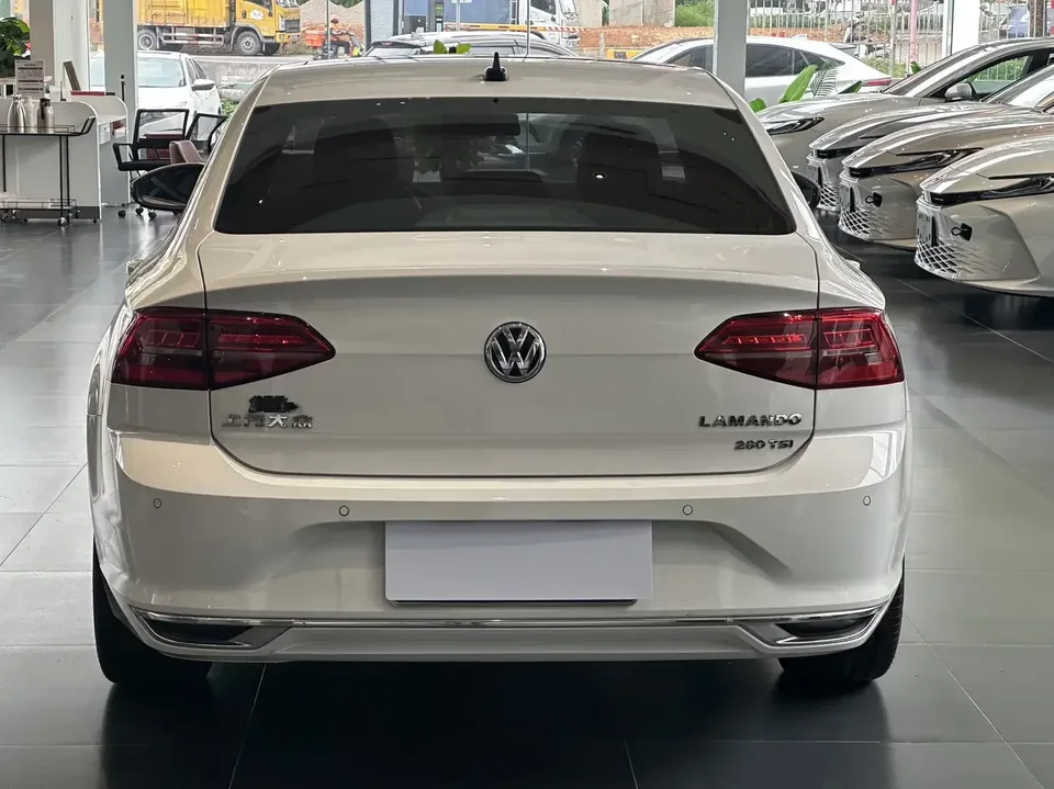 Volkswagen Lamando Lingdu 2021 Modified 280TSI DSG Comfort Edition 2022 — thumbnail 2