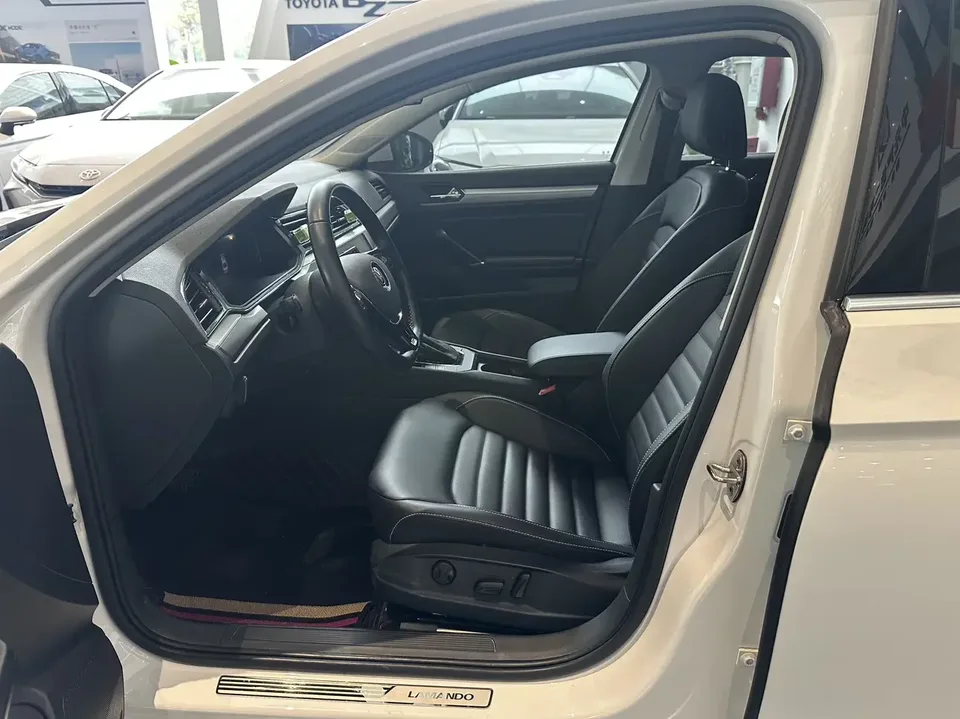 Volkswagen Lamando Lingdu 2021 Modified 280TSI DSG Comfort Edition 2022 — thumbnail 4