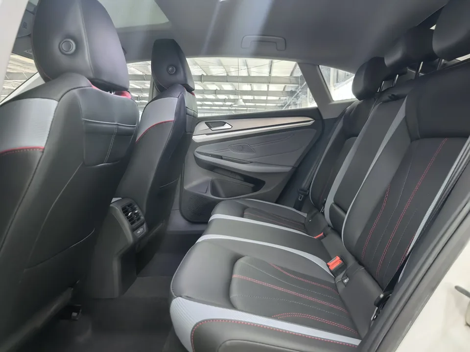 Volkswagen Lamando Lingdu 2022 Lingdu L 280TSI DSG Cool Edition 2023 — thumbnail 3