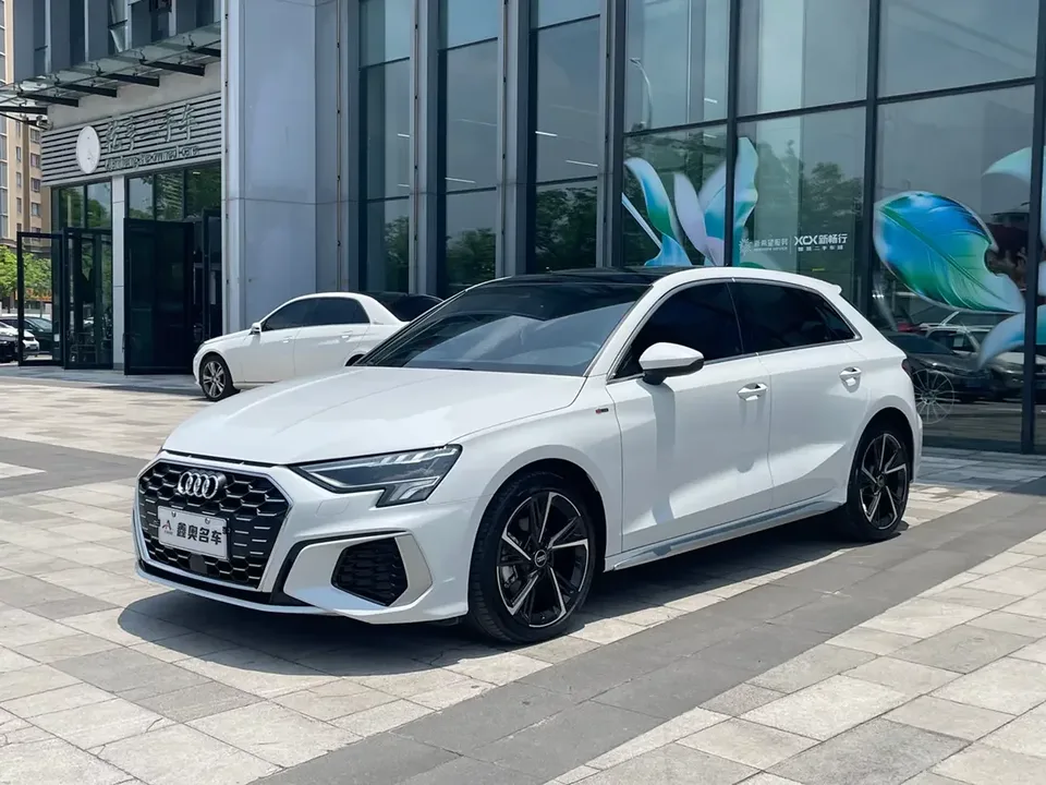 Audi A3 Audi A3 2024 Sportback 35 TFSI Stylish and sporty 2024 — photo 1, buy with delivery to Moscow