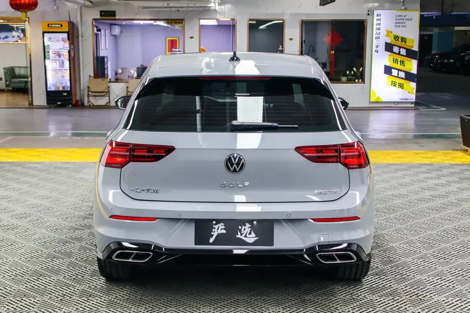 Volkswagen Golf golf 2023 280TSI DSG R-Line 2023 — thumbnail 2