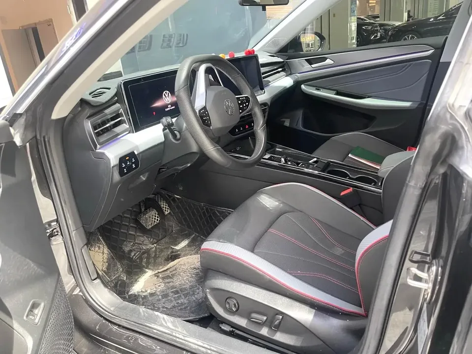 Volkswagen Lamando Lingdu 2023 Lingdu L 280TSI DSG Cool Edition 2023 — thumbnail 3
