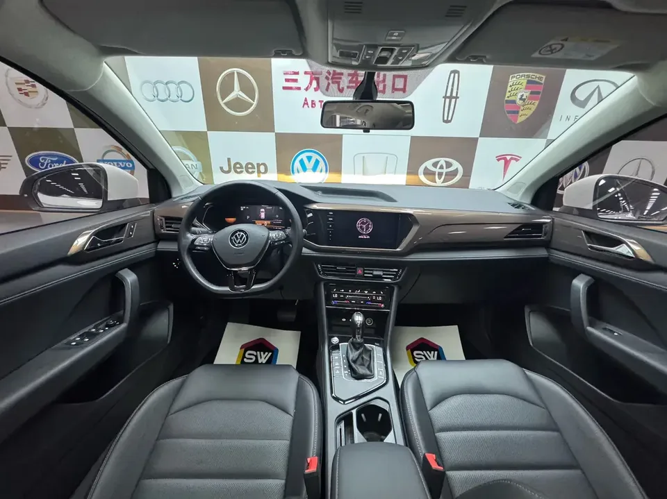 Volkswagen Tharu tuyue 2022 280TSI 2WD Deluxe Edition 2022 — thumbnail 5