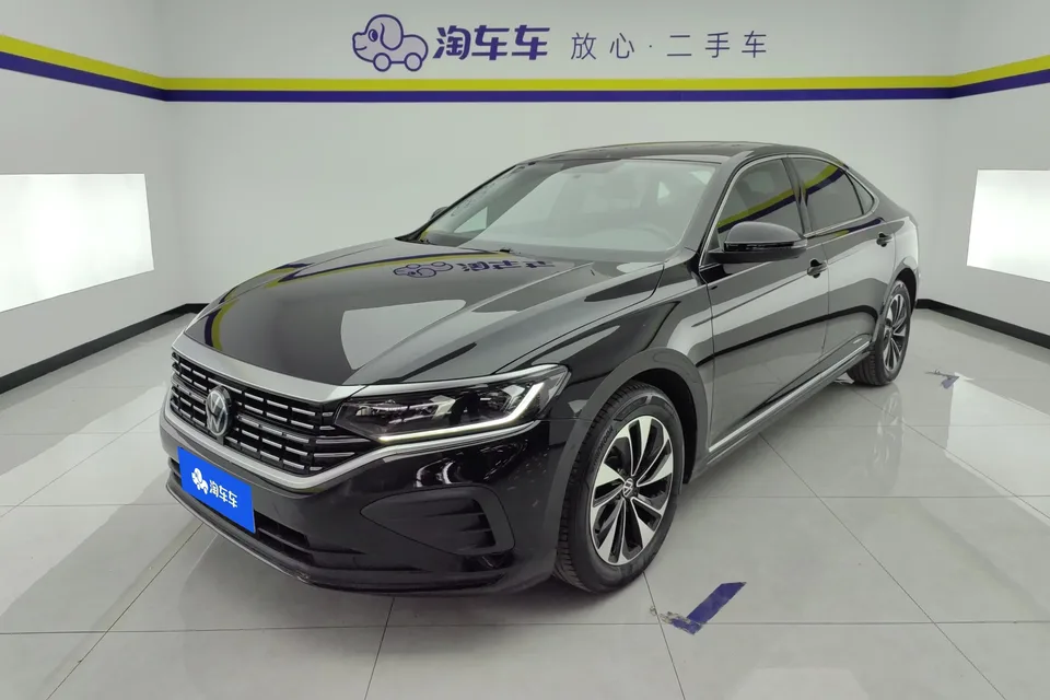 Volkswagen Passat Passat 2024 280TSI Business Edition 2025 — photo 1, buy with delivery to Moscow