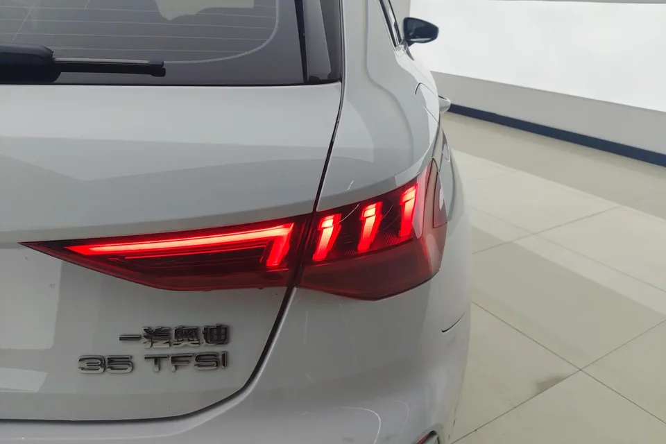 Audi A3 Audi A3 2022 Sportback 35 TFSI: A progressive sports model 2022 — thumbnail 2