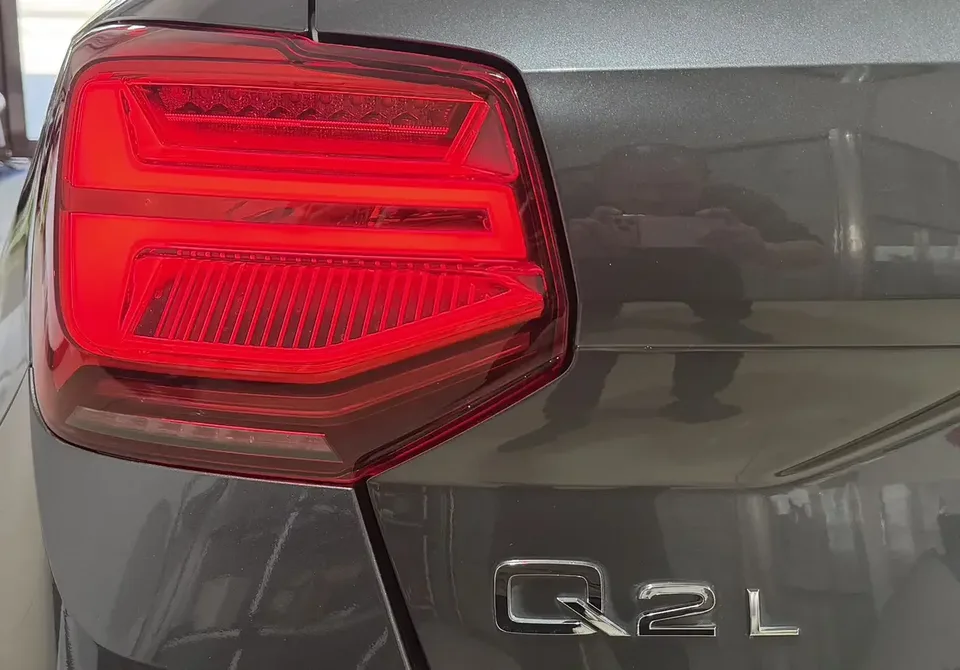 Audi Q2L Audi Q2L 2022 35 TFSI Progressive Dynamic 2023 — миниатюра 3