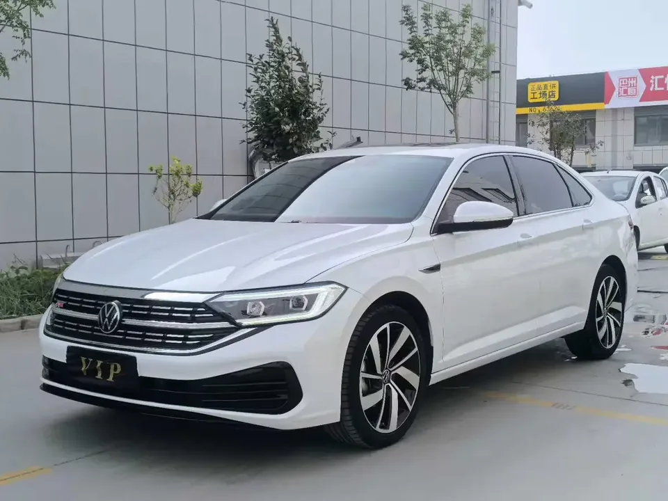 Volkswagen Sagitar Sagitar 2023 300TSI DSG Excellence Edition 2023 — photo 1, buy with delivery to Moscow