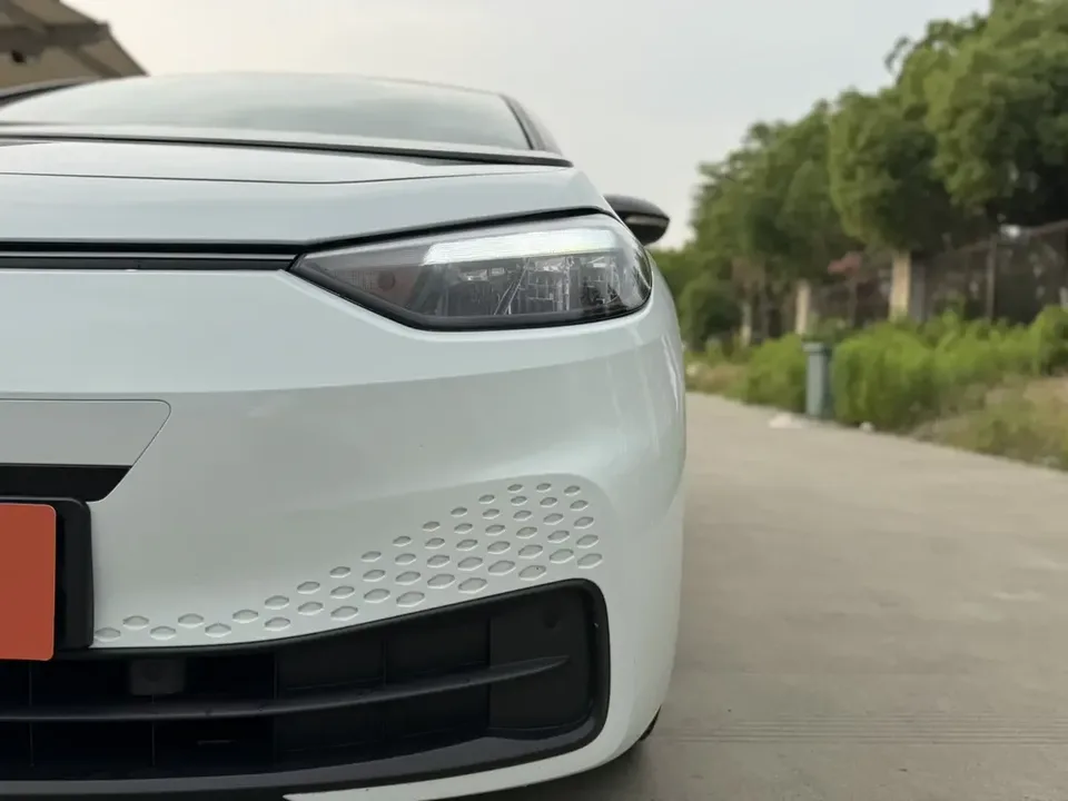 Volkswagen ID.3 Volkswagen ID.3 2023 Upgraded Pure Smart Edition 2023 — thumbnail 3