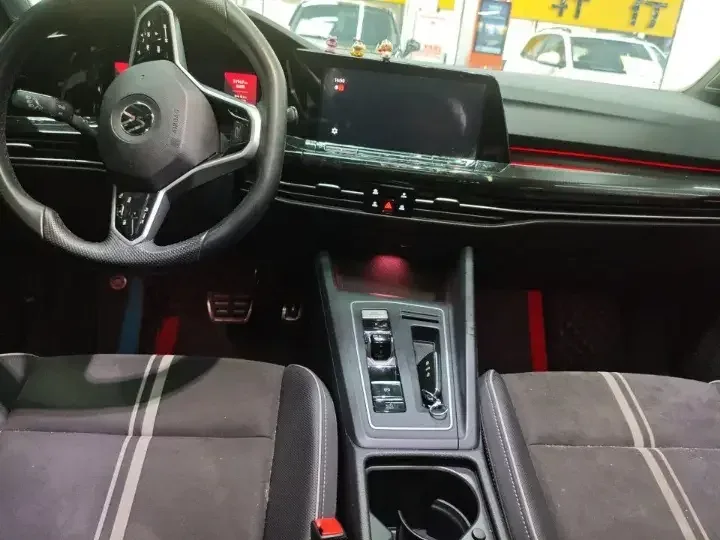 Volkswagen Golf golf 2023 280TSI DSG R-Line 2023 — thumbnail 2
