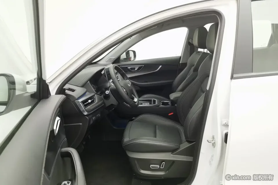 Chery Tiggo 8 Tiggo 8 2024 Honor Edition 230TCI Automatic Excellence Edition 5 Seaters 2024 — thumbnail 5