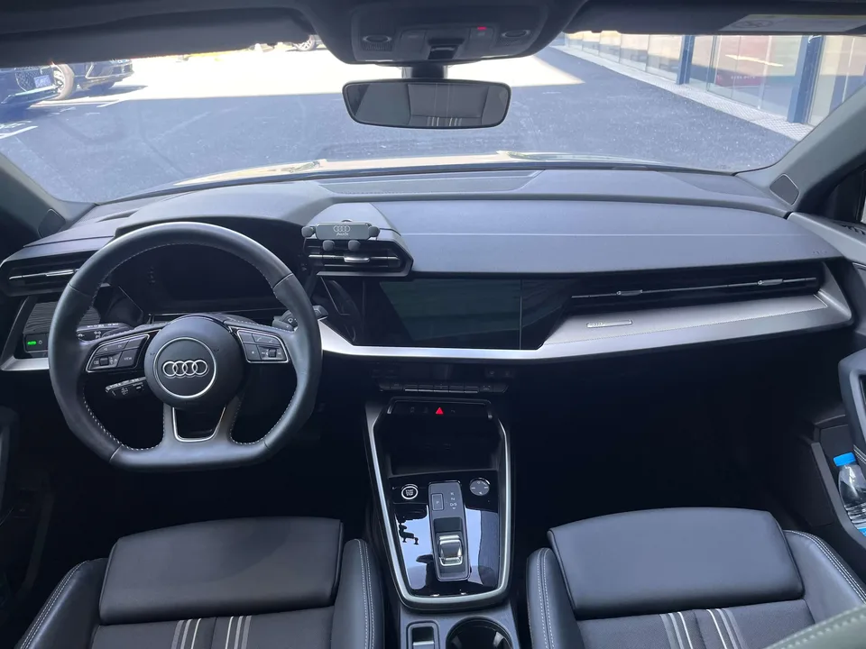 Audi A3 Audi A3 2022 A3L Limousine 35 TFSI Stylish Sports 2022 — thumbnail 3