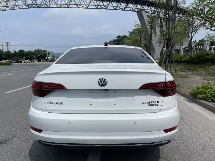 Volkswagen Sagitar Sagitar 2022 280TSI DSG Beyond Edition 2022 — thumbnail 2