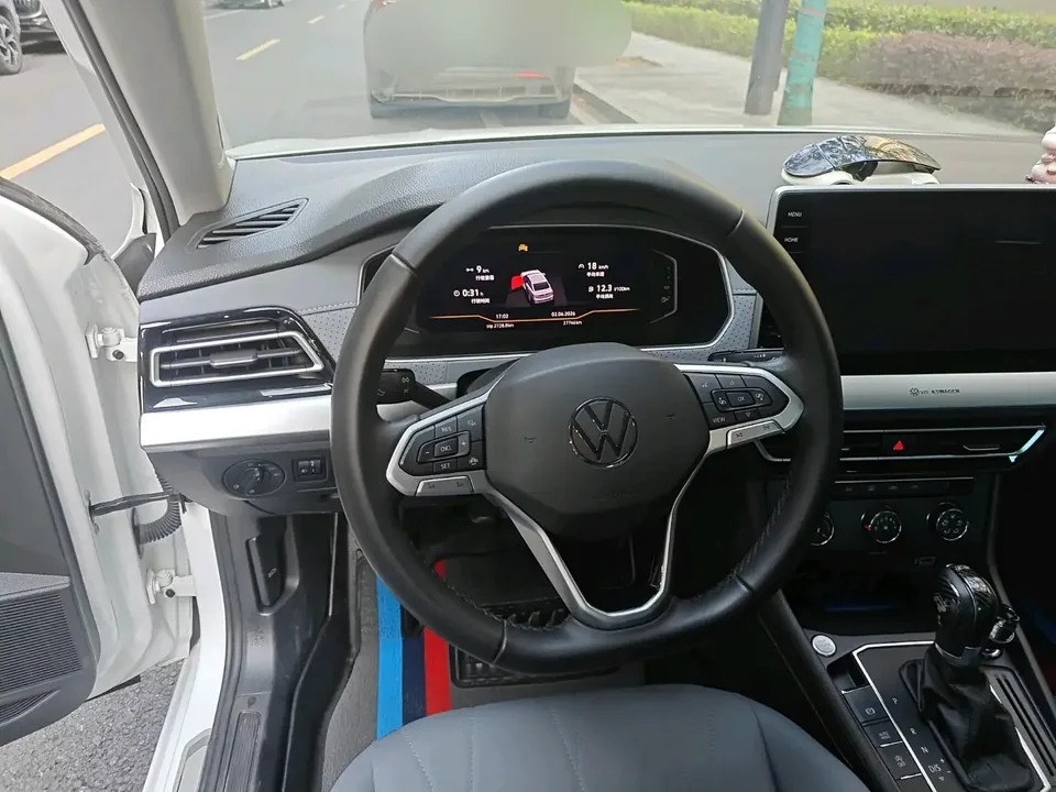 Volkswagen Lavida Lavida 2023 Modified 1.5L Automatic Starry Sky 5 Million Edition 2023 — thumbnail 4