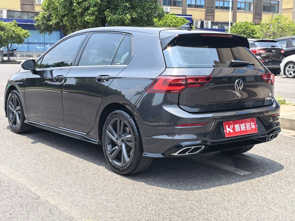 Volkswagen Golf golf 2023 280TSI DSG R-Line 2024 — thumbnail 2