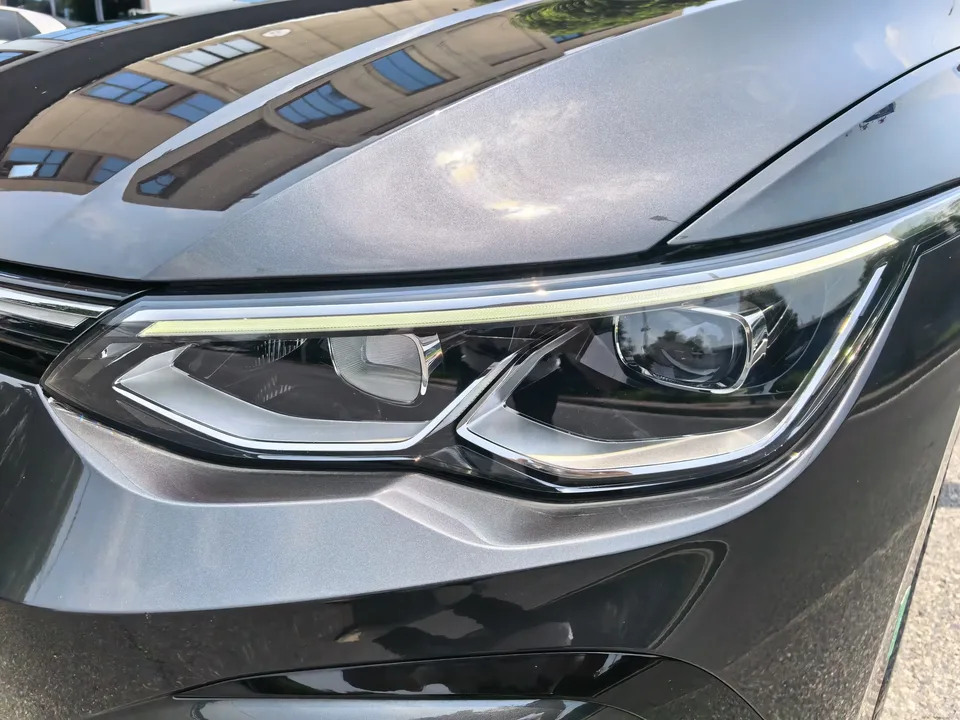 Volkswagen Golf golf 2023 280TSI DSG R-Line 2024 — thumbnail 3