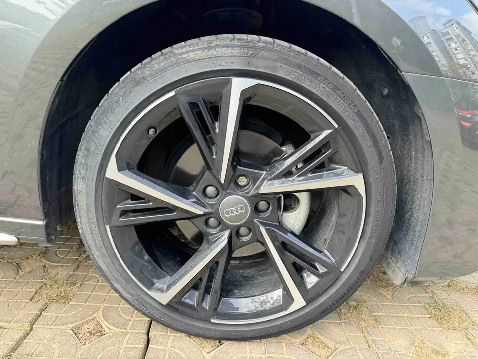 Audi A3 Audi A3 2021 Sportback 35 TFSI Stylish and sporty 2022 — thumbnail 3