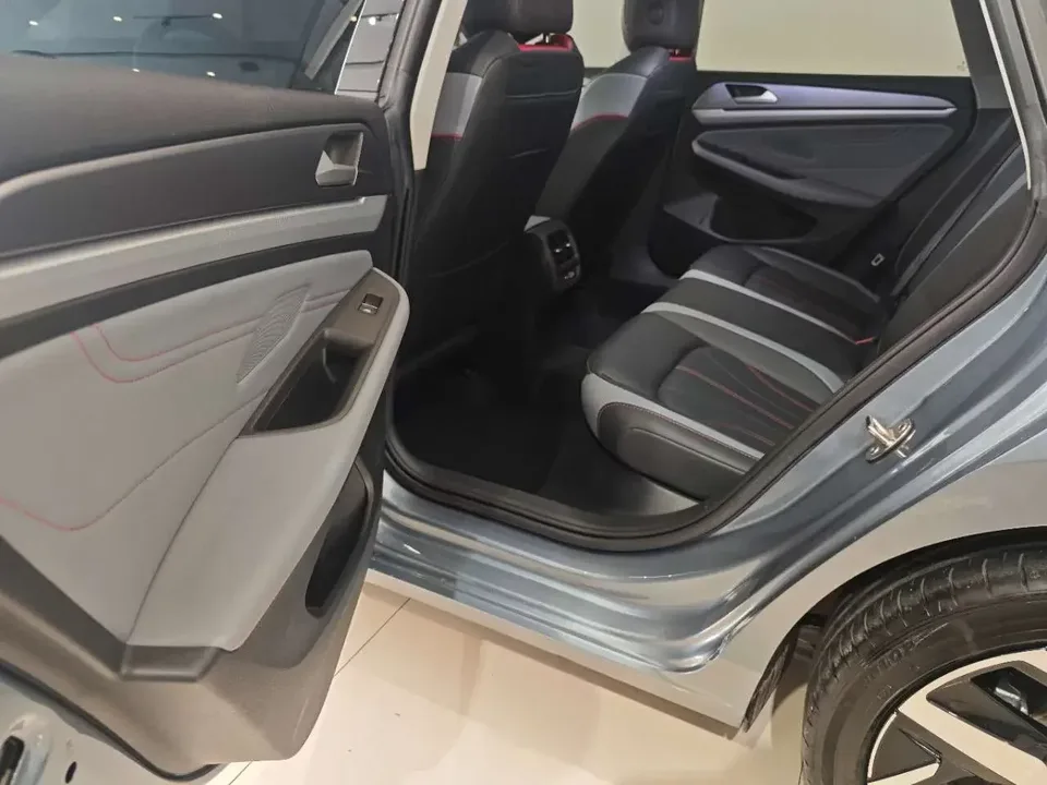 Volkswagen Lamando Lingdu 2022 Lingdu L 280TSI DSG Hot Edition 2023 — thumbnail 4