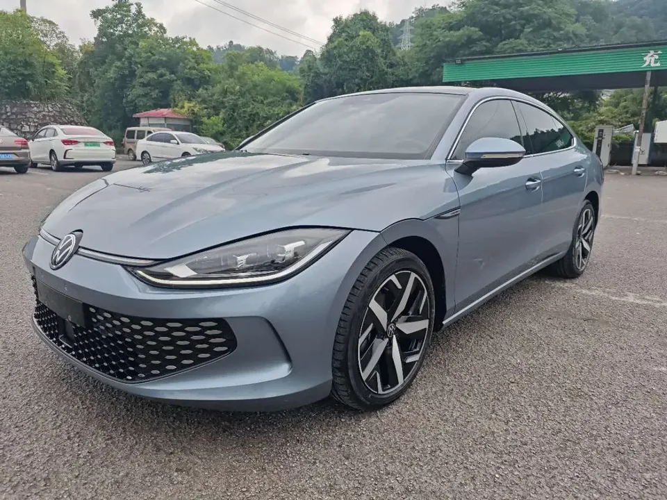 Volkswagen Lamando Lingdu 2022 Lingdu L 280TSI DSG Hot Edition 2023 — photo 1, buy with delivery to Moscow