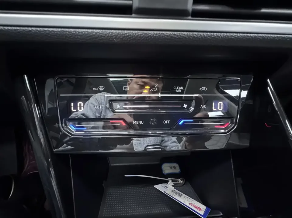 Volkswagen Tayron Tanyue 2023 280TSI 2WD Luxury Plus Advanced Edition 2022 — thumbnail 3