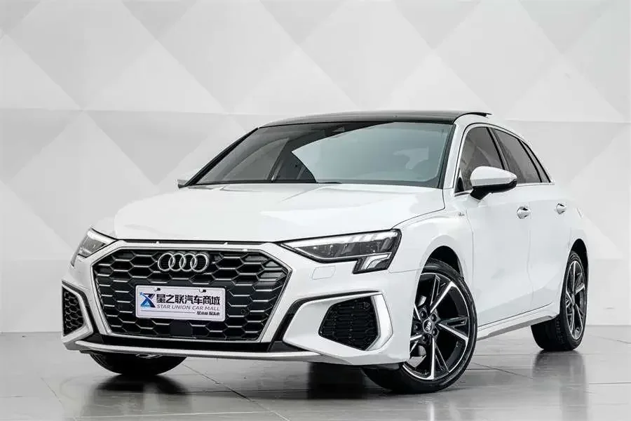 Audi A3 Audi A3 2024 Sportback 35 TFSI Stylish and sporty 2024 — thumbnail 4