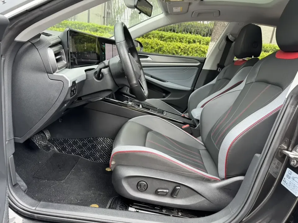 Volkswagen Lamando Lingdu 2022 Lingdu L 280TSI DSG Cool Edition 2022 — thumbnail 5