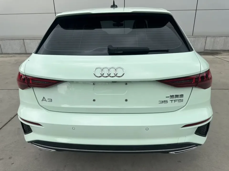Audi A3 Audi A3 2023 Sportback 35 TFSI Stylish and sporty 2023 — thumbnail 2