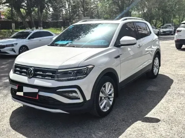 Volkswagen Tu Kai Tu Kai 2022 1.5L Automatic Comfort Edition 2022 — photo 1, buy with delivery to Moscow