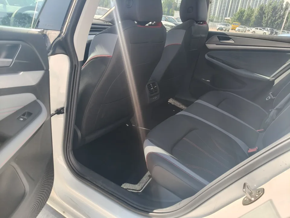 Volkswagen Lamando Lingdu 2024 Lingdu L 280TSI DSG Hot Edition 2024 — thumbnail 3