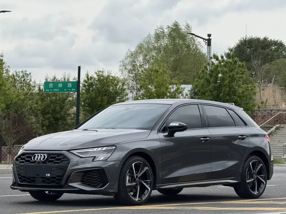 Audi A3 Audi A3 2022 Sportback 35 TFSI Stylish and sporty 2022 — photo 1, buy with delivery to Moscow