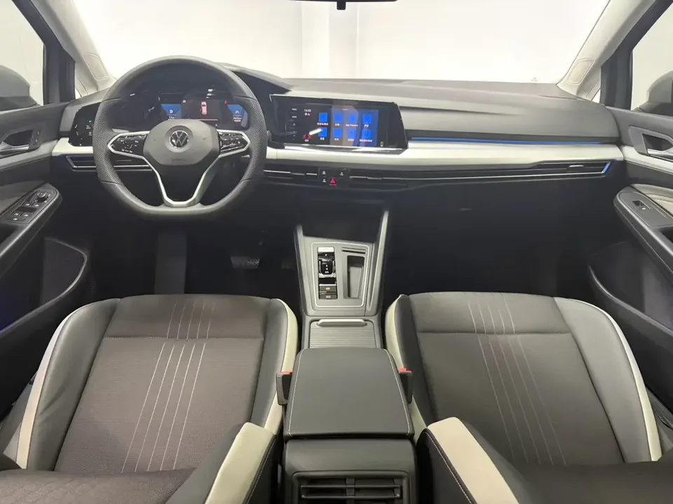Volkswagen Golf golf 2023 280TSI DSG Pro 2023 — thumbnail 3