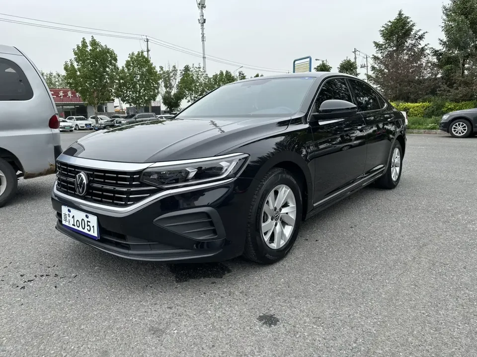 Volkswagen Passat Passat 2022 280TSI Business Edition 2022 — photo 1, buy with delivery to Moscow