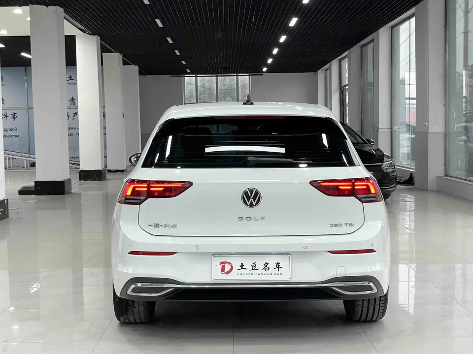 Volkswagen Golf golf 2021 280TSI DSG 30th Anniversary Edition 2022 — thumbnail 2