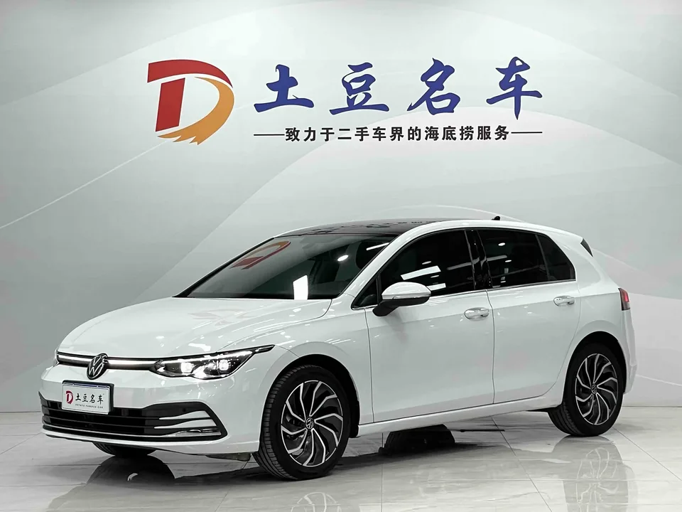 Volkswagen Golf golf 2021 280TSI DSG 30th Anniversary Edition 2022 — photo 1, buy with delivery to Moscow
