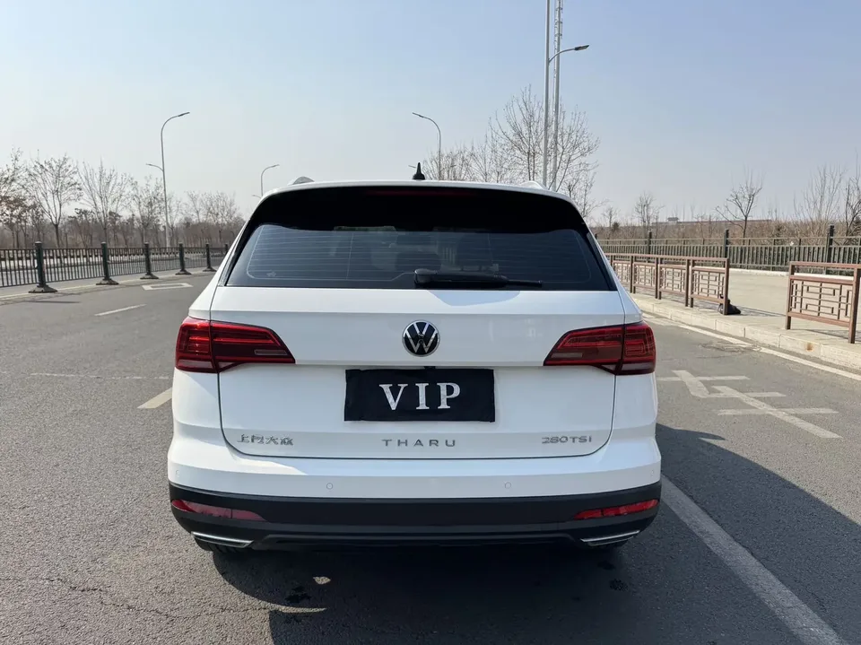 Volkswagen Tharu tuyue 2022 280TSI 2WD Deluxe Edition 2022 — thumbnail 2