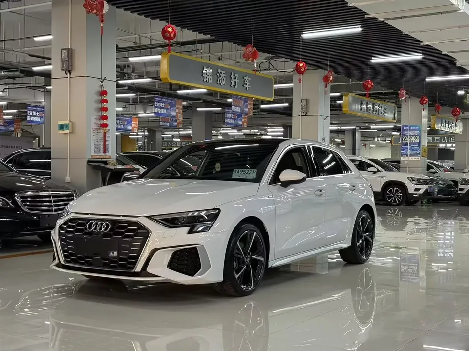 Audi A3 Audi A3 2022 Sportback 35 TFSI Stylish and sporty 2022 — photo 1, buy with delivery to Moscow