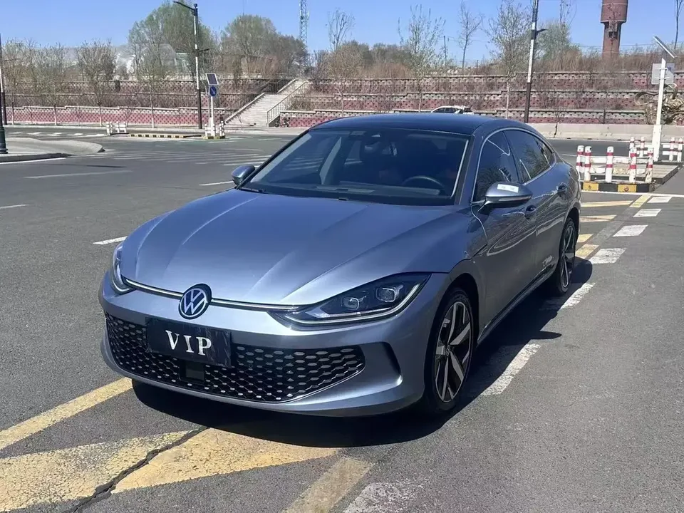 Volkswagen Lamando Lingdu 2022 Lingdu L 280TSI DSG Cool Edition 2022 — photo 1, buy with delivery to Moscow