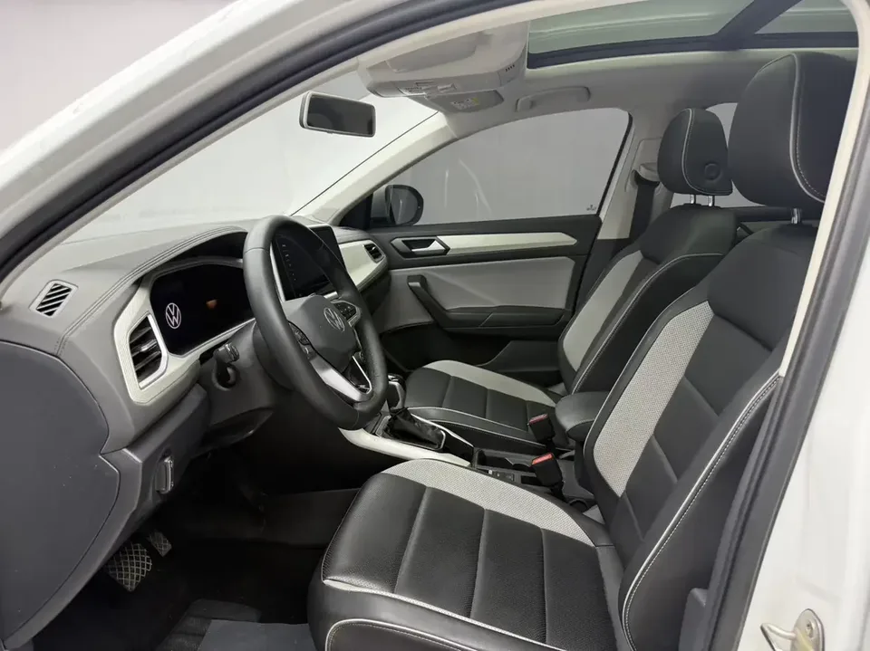 Volkswagen T-Roc TANG 2023 280TSI DSG Time Edition 2023 — thumbnail 3