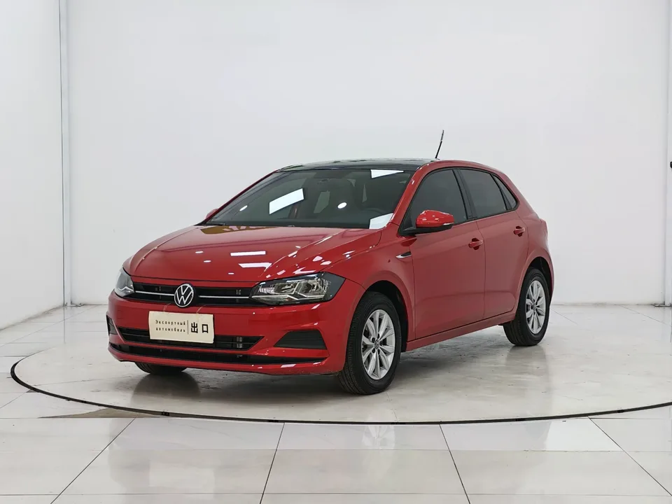 Volkswagen Polo Polo 2023 Plus 1.5L Automatic Colorful Technology Edition 2023 — photo 1, buy with delivery to Moscow