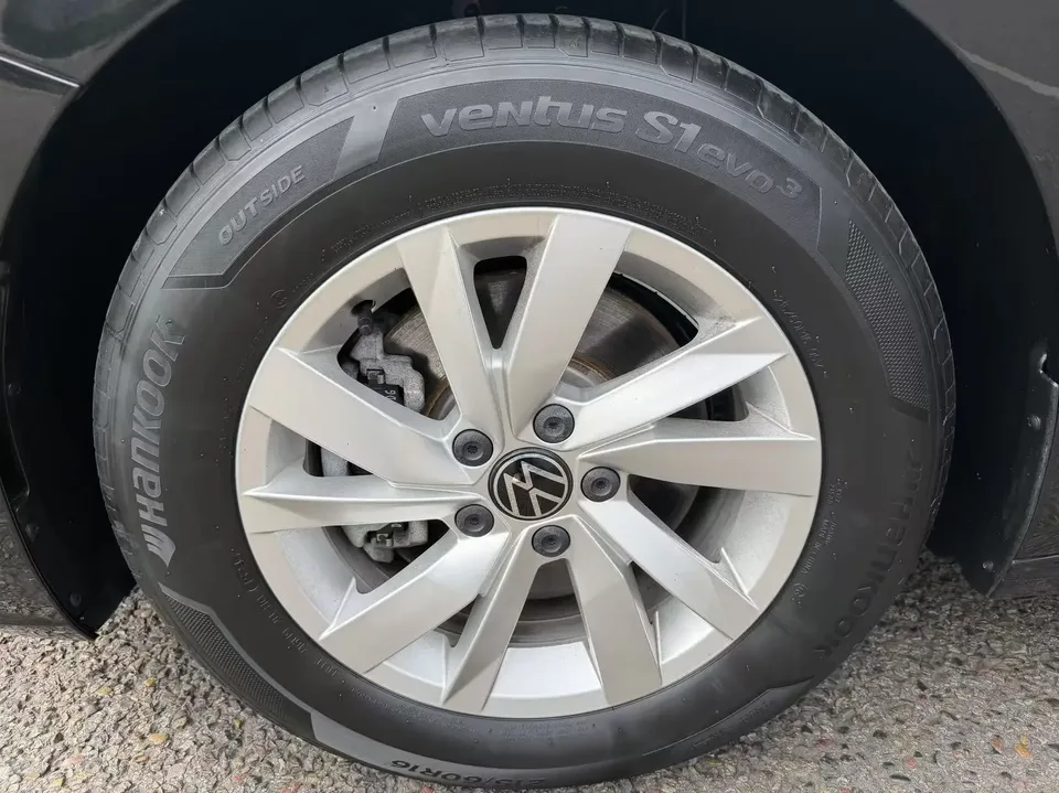 Volkswagen Passat Passat 2024 280TSI Elite Edition 2024 — thumbnail 3