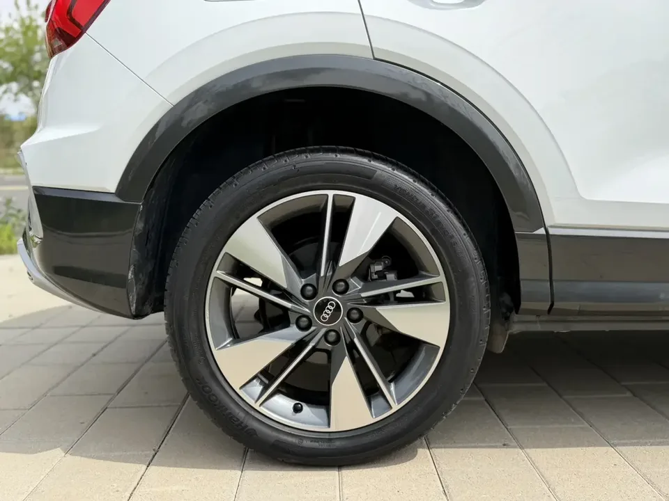Audi Q2L Audi Q2L 2022 35 TFSI Stylish Dynamic 2022 — thumbnail 3