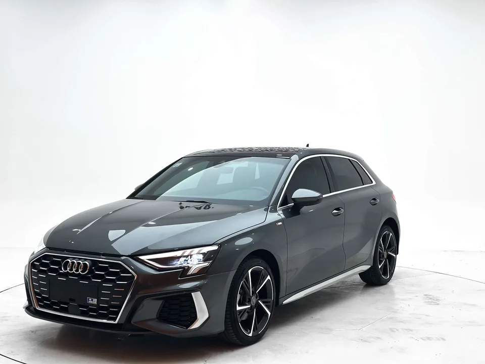 Audi A3 Audi A3 2021 Sportback 35 TFSI Stylish and sporty 2022 — photo 1, buy with delivery to Moscow