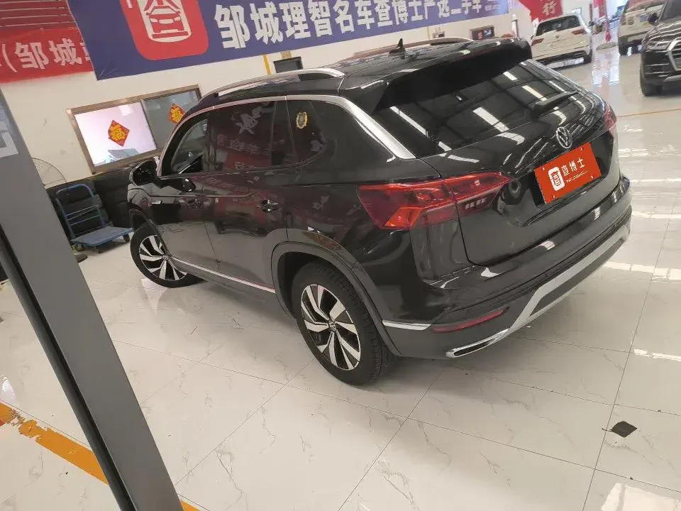 Volkswagen Tayron Tanyue 2021 280TSI 2WD Luxury Smart Edition 2022 — thumbnail 2