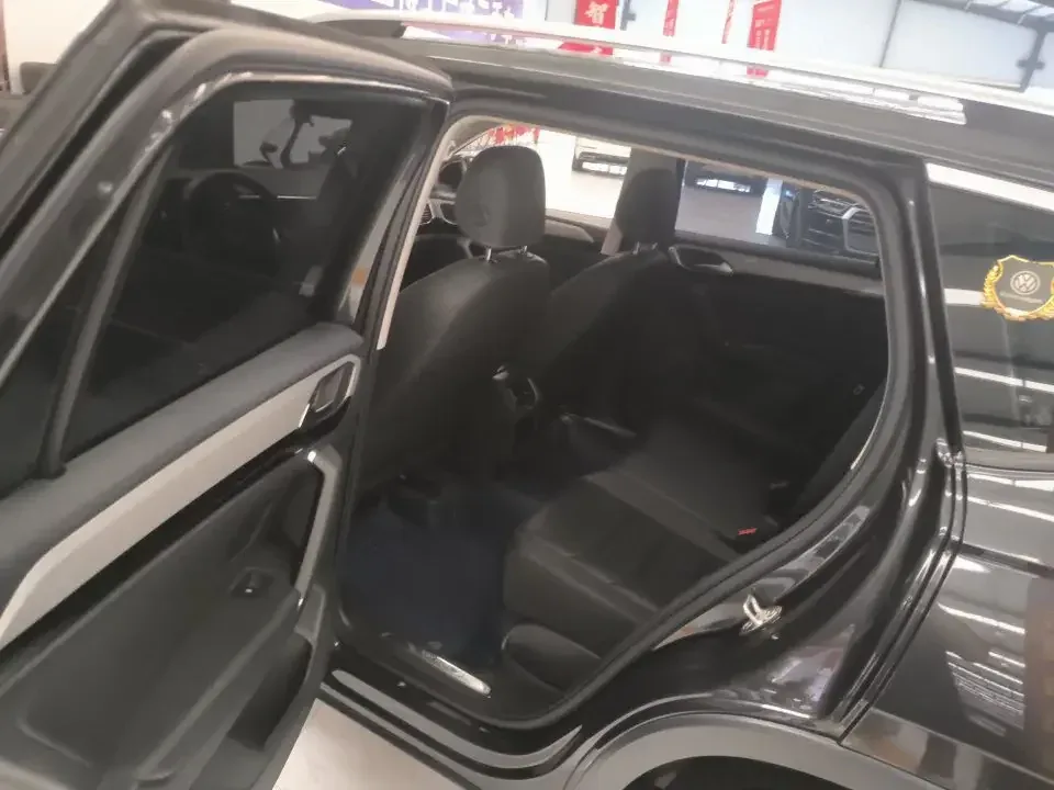 Volkswagen Tayron Tanyue 2021 280TSI 2WD Luxury Smart Edition 2022 — thumbnail 3